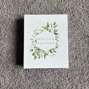 COPY - BRAND NEW Wedding Planner! Never used.